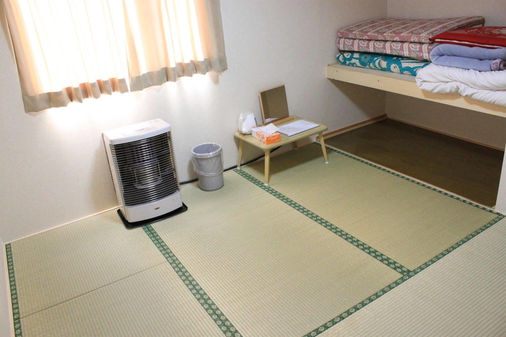 Minshuku Akiba Hotel NakaNakafurano Eksteriør billede